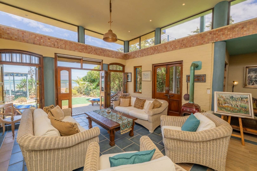 4 Bedroom Property for Sale in Gordons Bay Western Cape